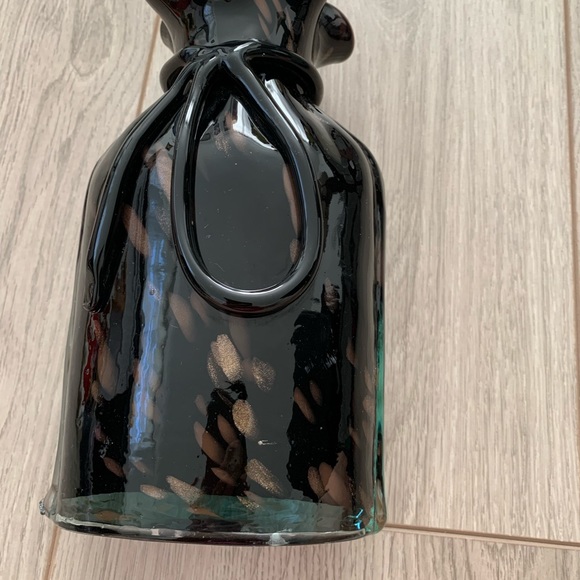 Accents Art Glass Vase In Black Wbrown Specks Fluted Opening 7 58 H